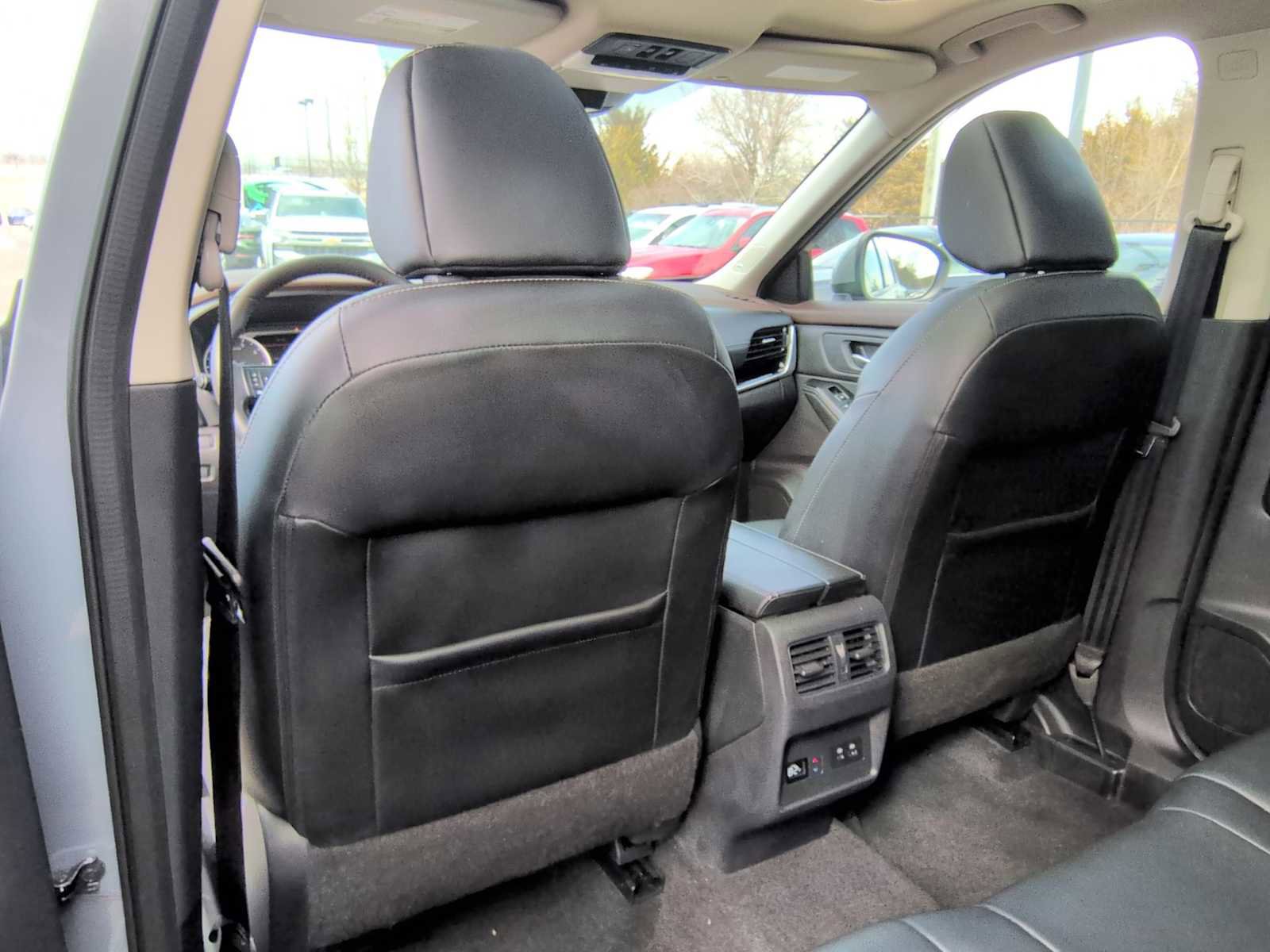 Used 2022 Nissan Rogue SL w/ SL Premium Package image 19