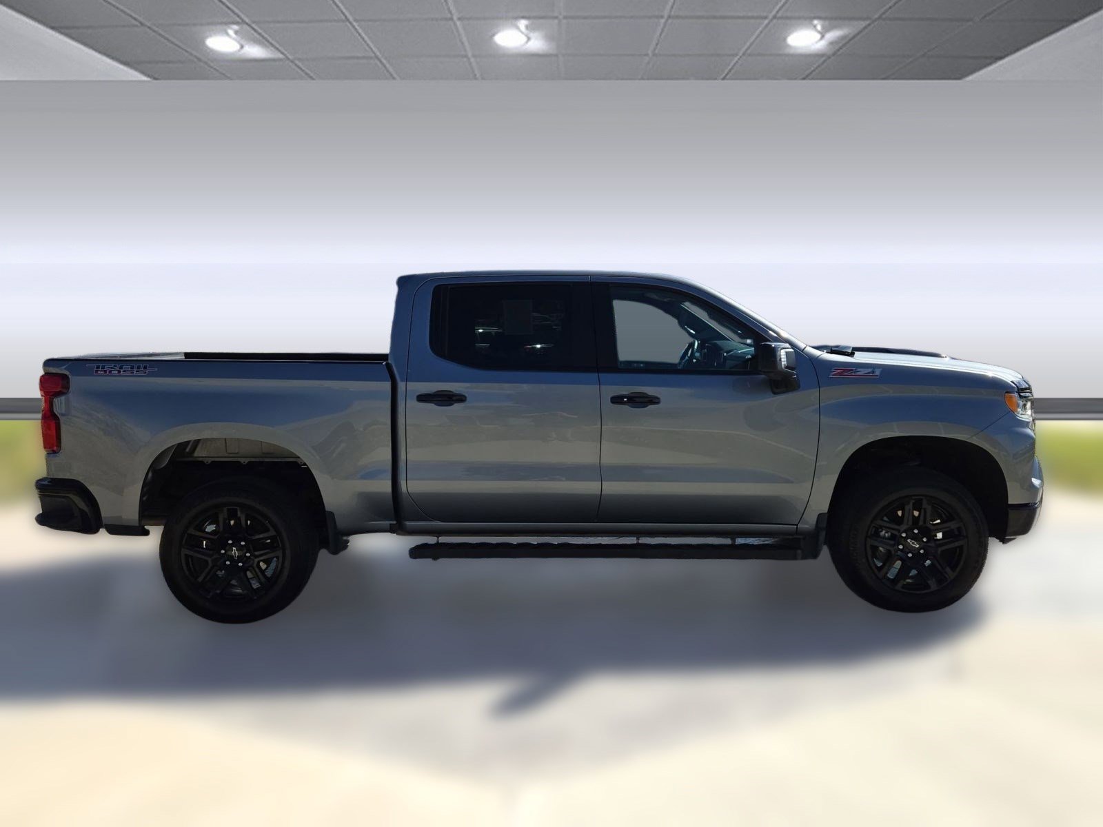 Used 2024 Chevrolet Silverado 1500 LT Trail Boss w/ Convenience Package II image 7