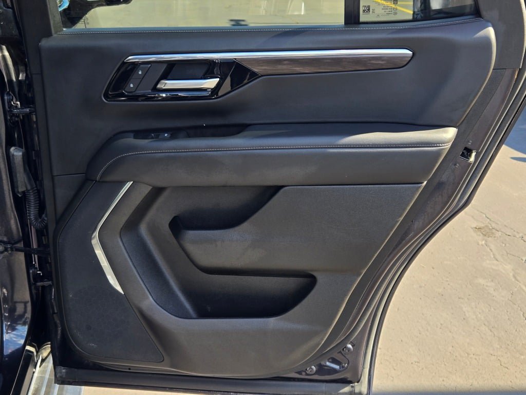 Certified 2025 Chevrolet Tahoe LT AWD/4WD image 10
