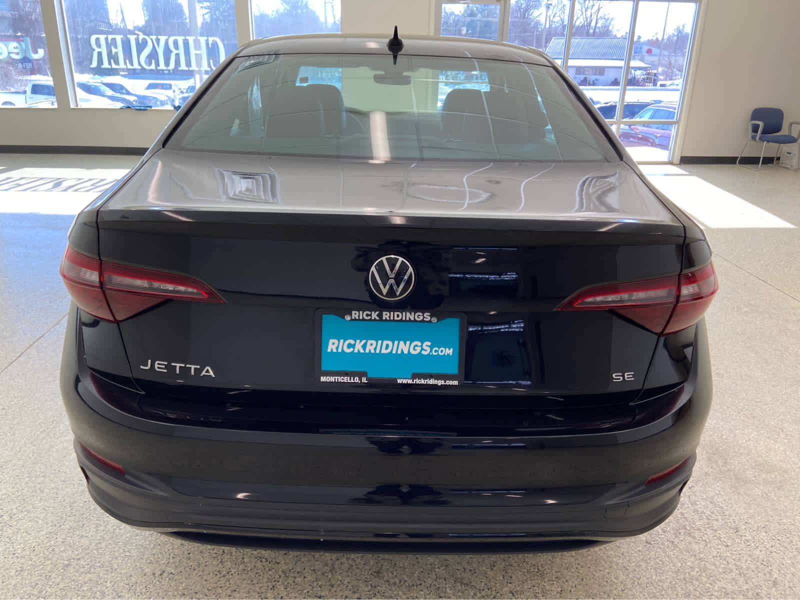 Used 2024 Volkswagen Jetta SE image 7