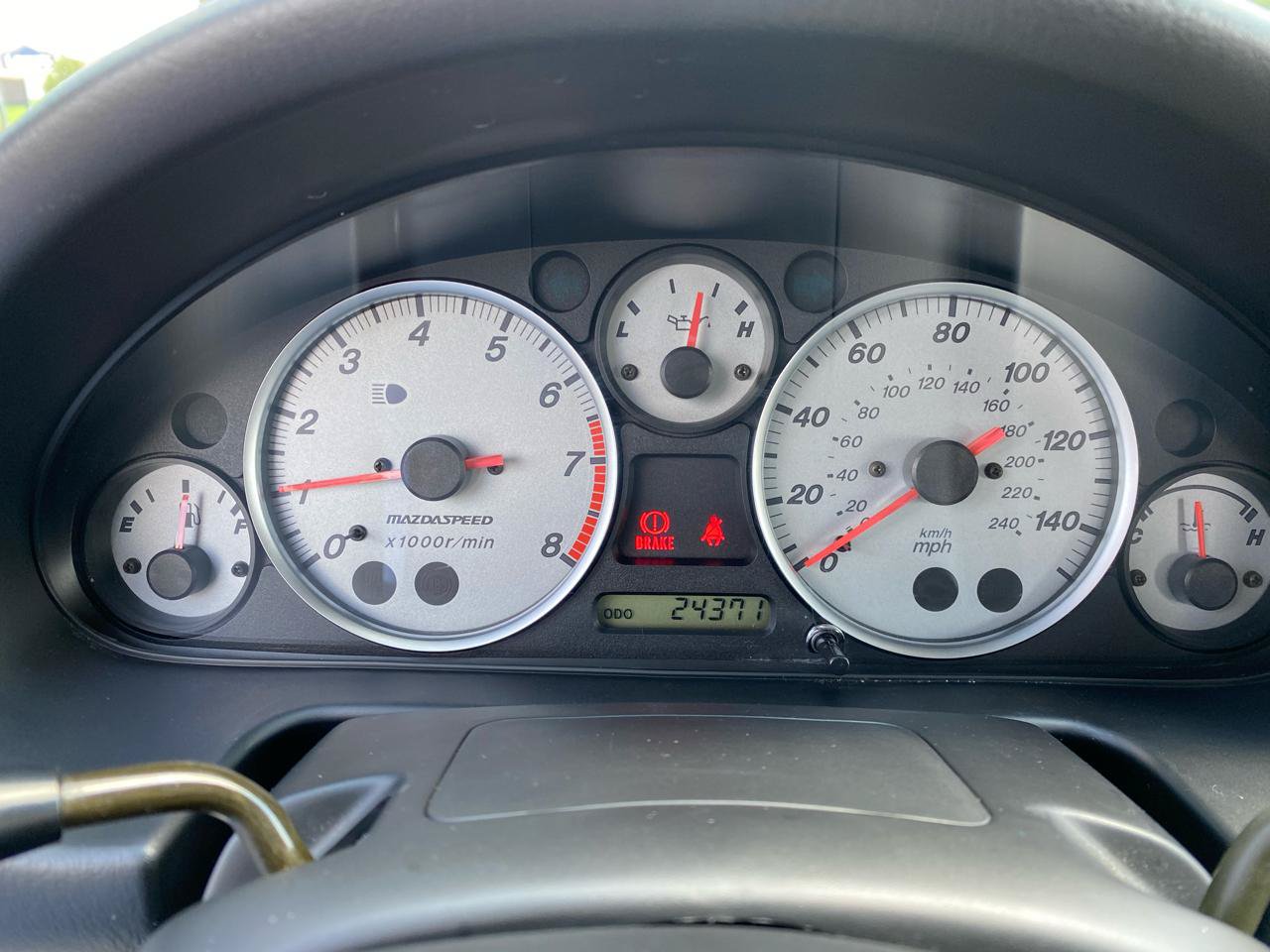 Used 2004 MAZDA MX-5 Miata MAZDASPEED w/ Grand Touring Pkg RWD image 31