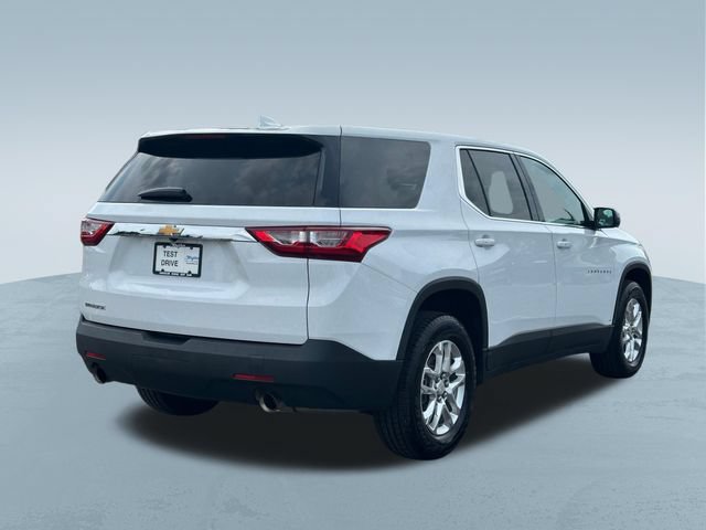 Used 2021 Chevrolet Traverse LS FWD image 9