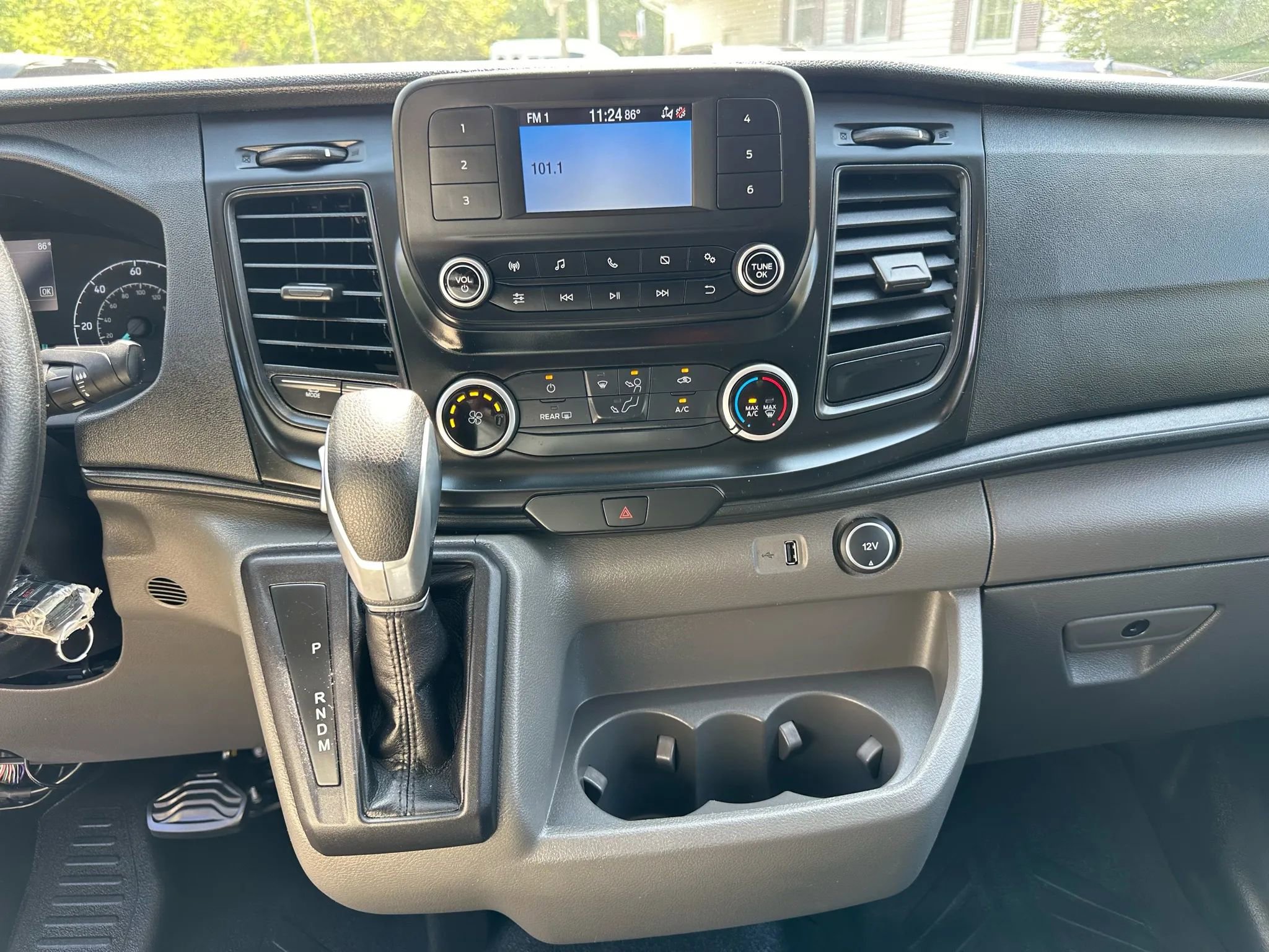 Used 2023 Ford Transit 350 XL image 19