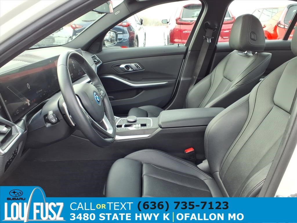 Used 2023 BMW 330e image 23