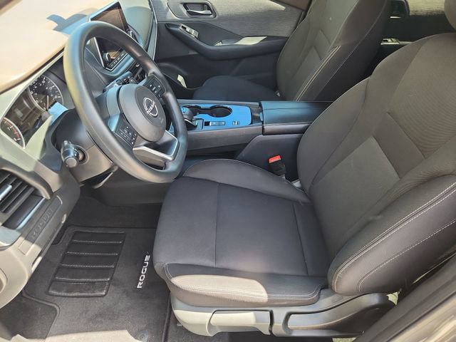 Used 2023 Nissan Rogue S image 18