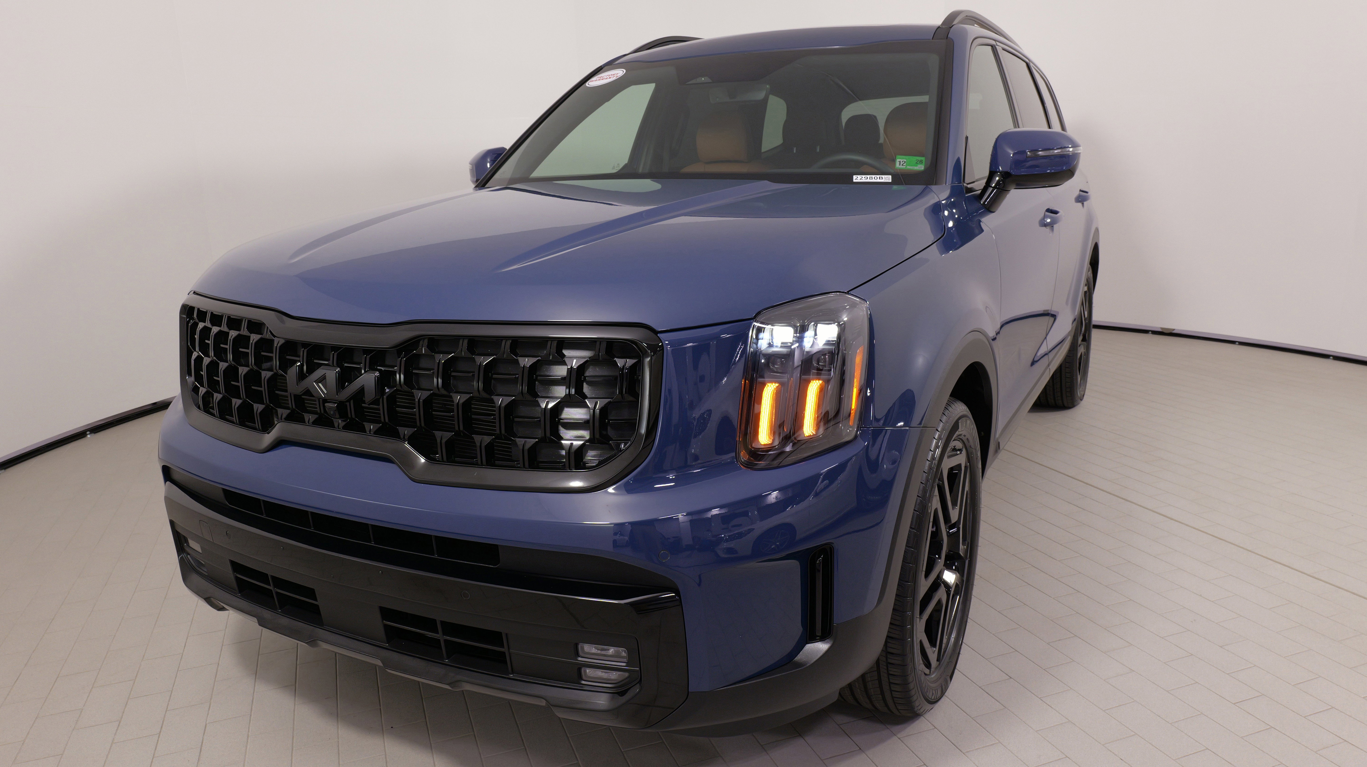 Used 2025 Kia Telluride SX X-Line image 6