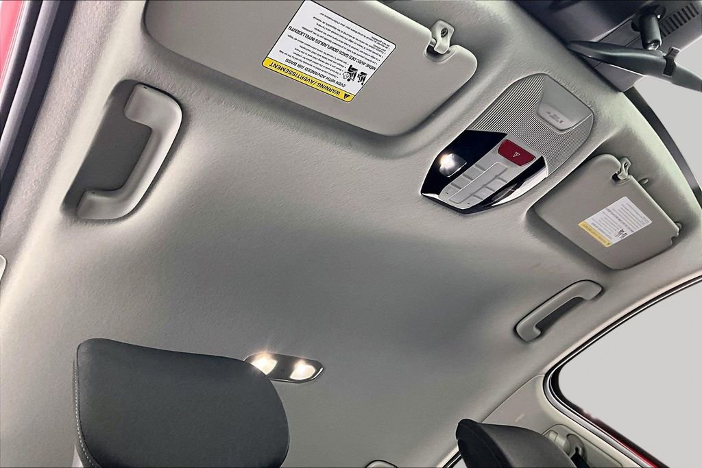Used 2025 Kia K4 LXS image 22