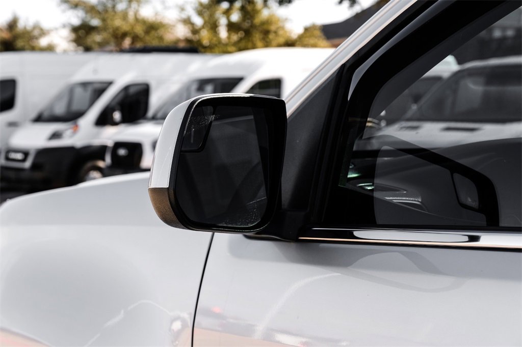 Used 2016 Chevrolet Colorado LT w/ LT Convenience Package image 40