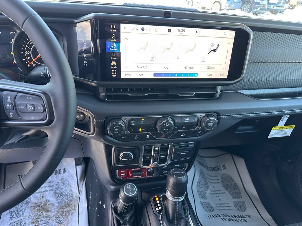 New 2026 Jeep Gladiator Mojave AWD/4WD image 18