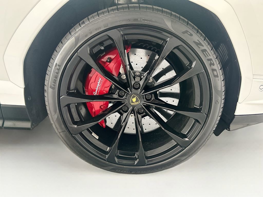 Used 2024 Lamborghini Urus S AWD/4WD image 31