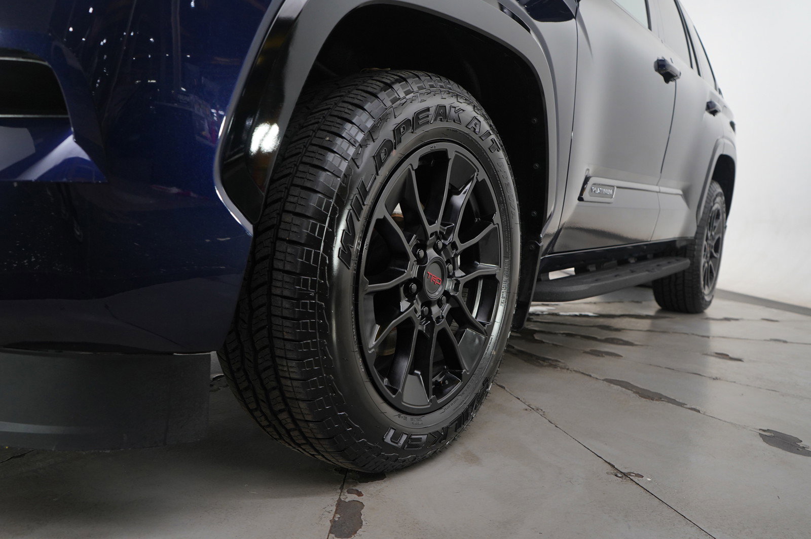 Used 2025 Toyota Sequoia Platinum image 26