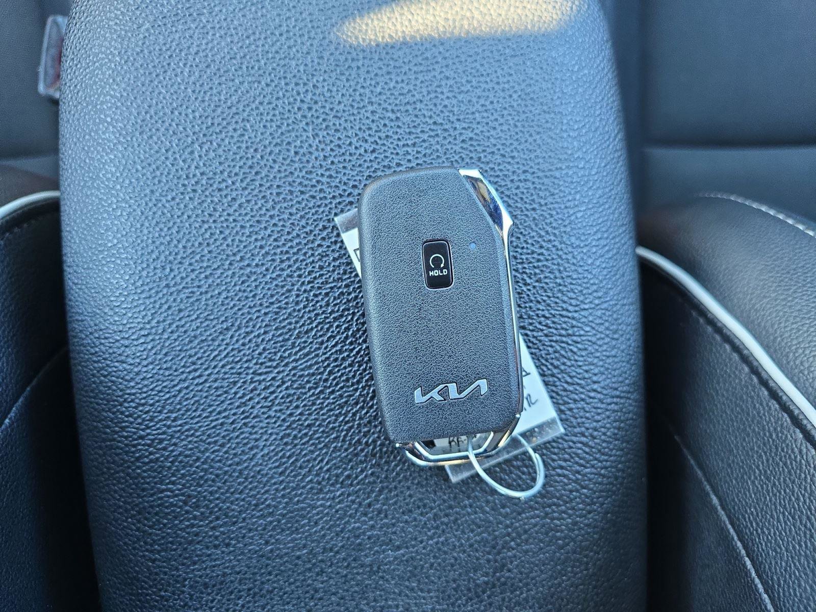 Used 2024 Kia Forte GT-Line w/ GT-Line Premium Package image 12