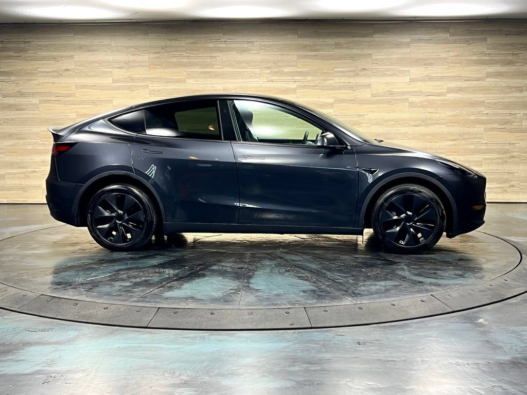 Used 2025 Tesla Model Y Long Range AWD/4WD image 20