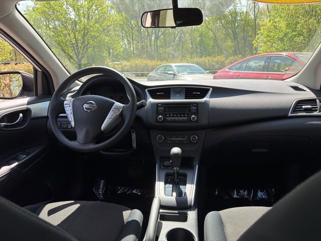 Used 2017 Nissan Sentra S image 11
