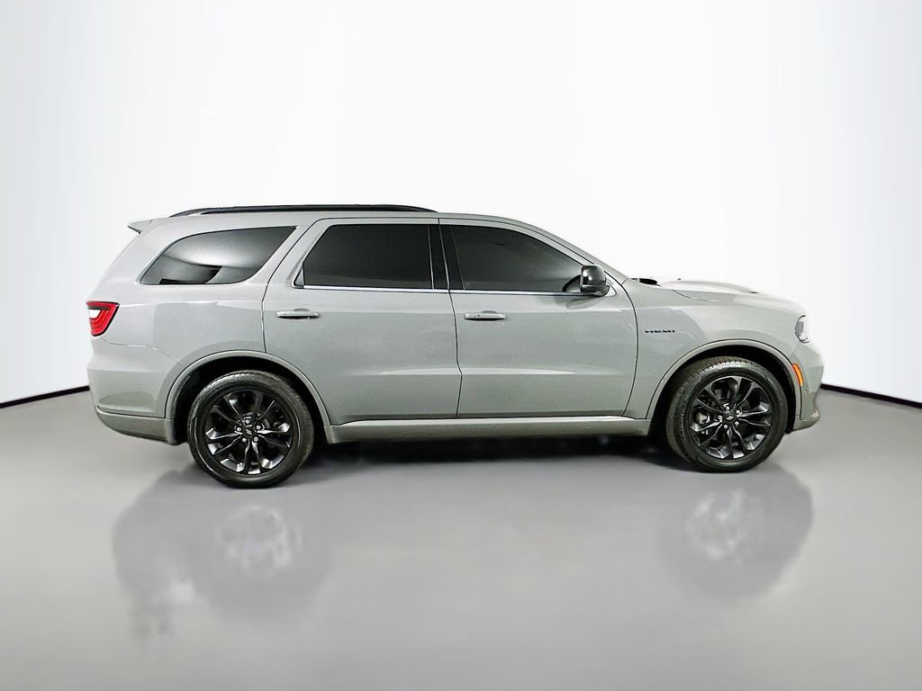 Used 2023 Dodge Durango R/T w/ Hemi Orange Plus Package RWD image 7