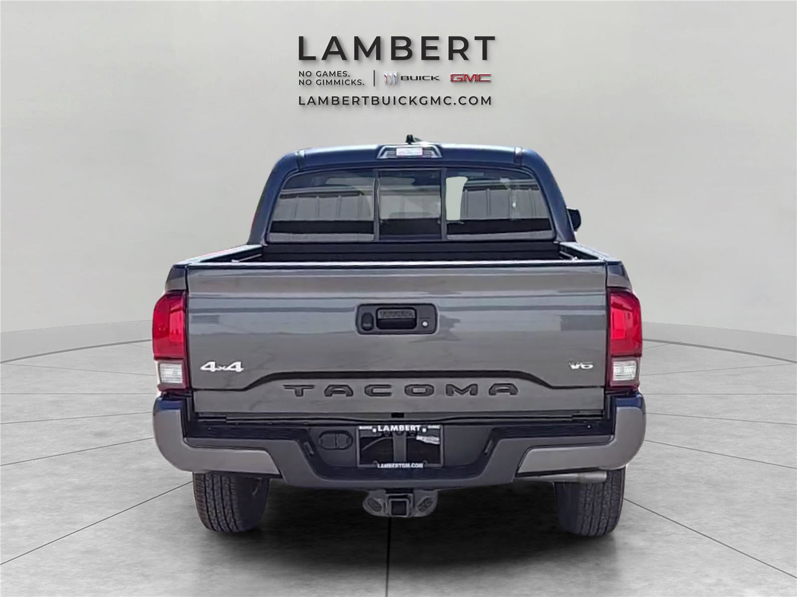 Used 2023 Toyota Tacoma SR AWD/4WD image 4