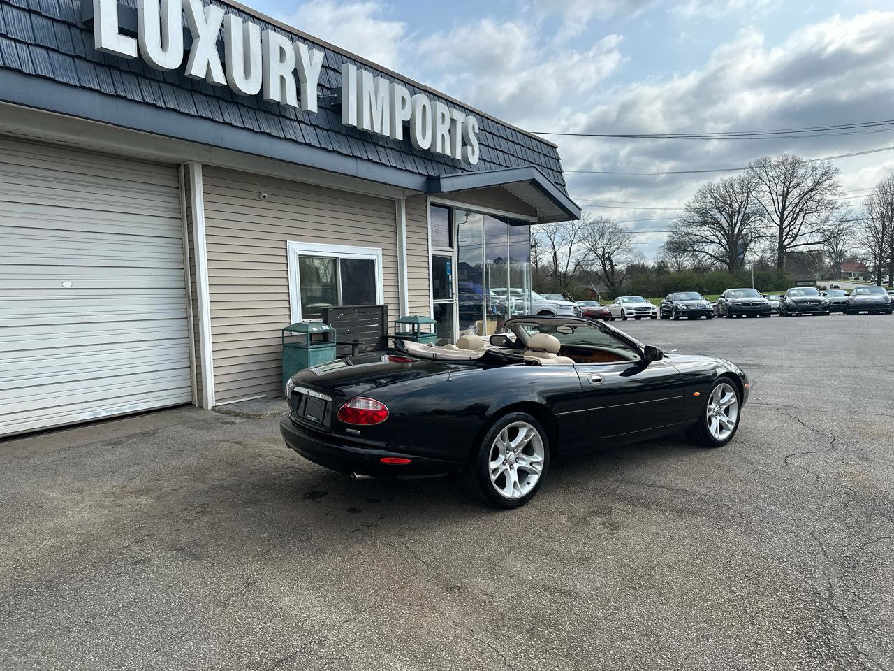 Used 2004 Jaguar XK8 Convertible image 4