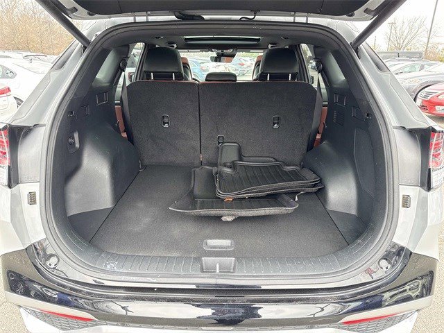Used 2024 Kia Sportage SX image 12