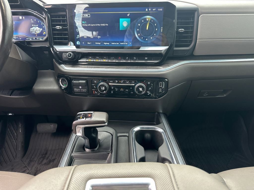 Used 2022 Chevrolet Silverado 1500 LTZ image 16