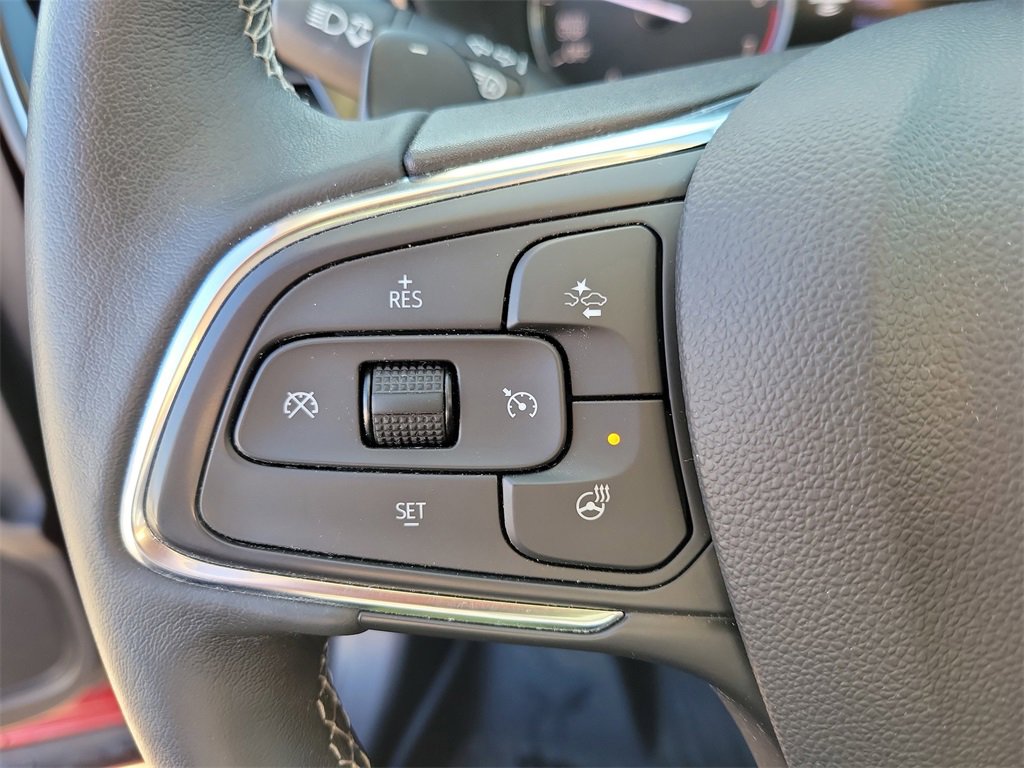 Used 2022 Buick Envision Avenir w/ Technology Package II image 26