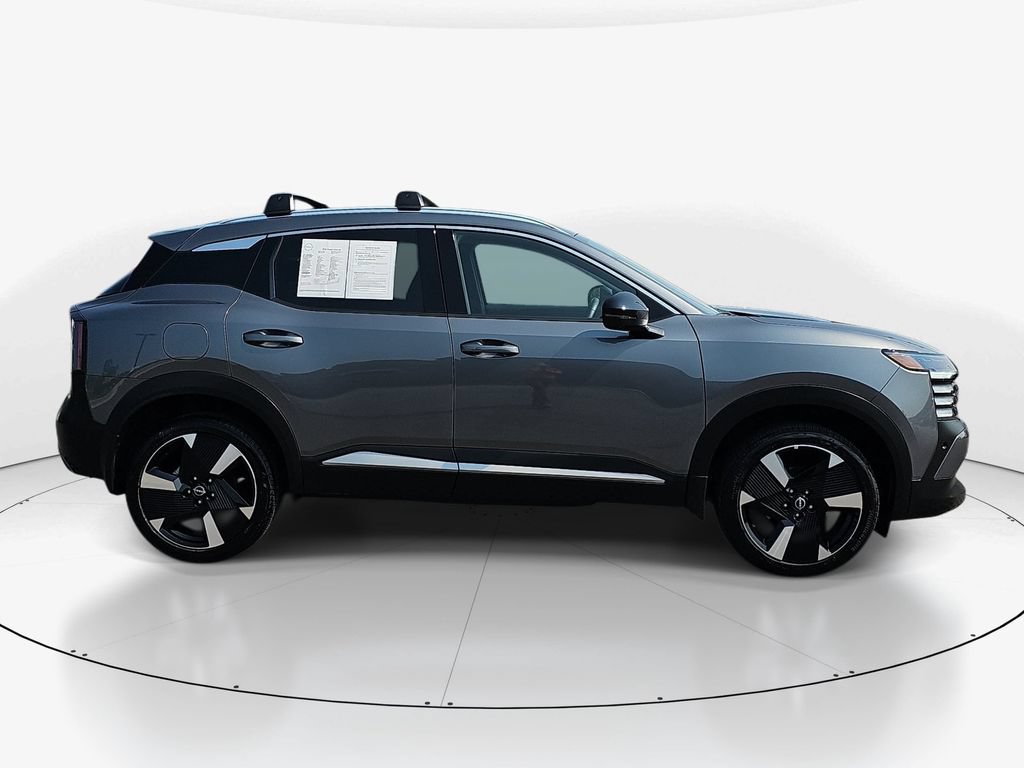Used 2026 Nissan Kicks SR FWD image 5