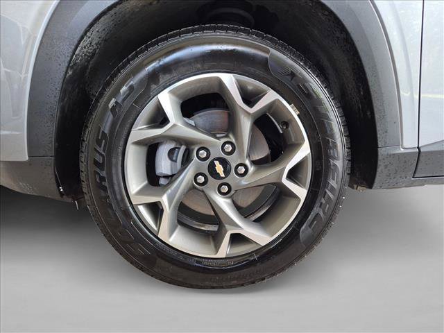 Used 2024 Chevrolet Trax LT FWD image 20