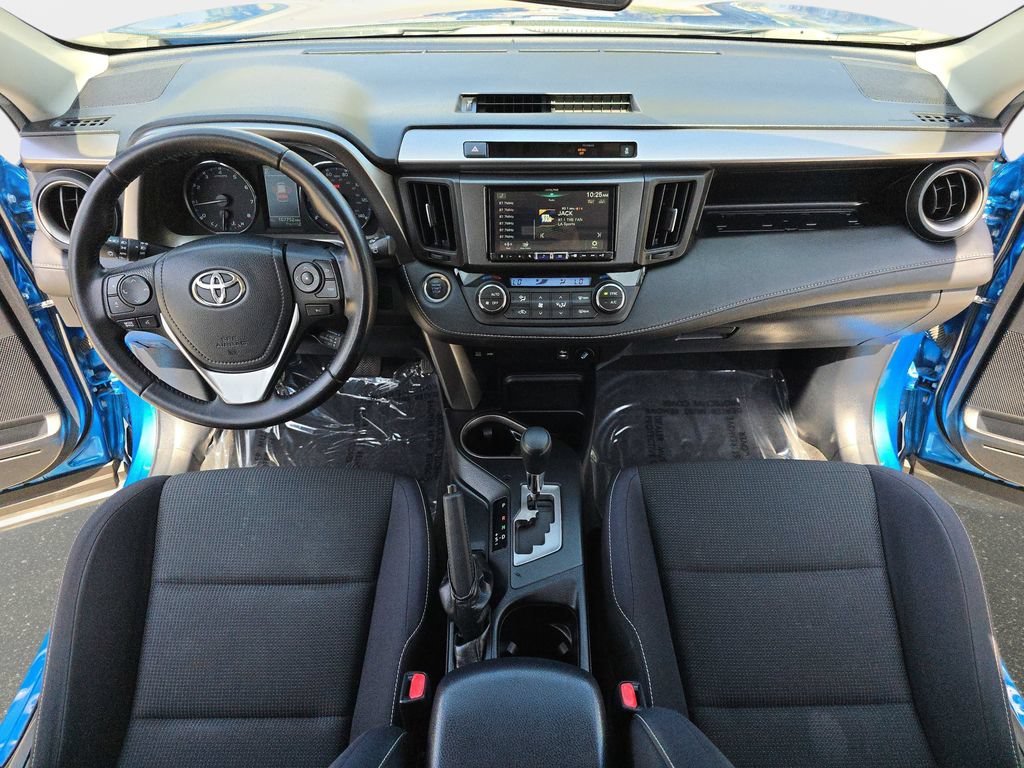 Used 2016 Toyota RAV4 XLE FWD image 10