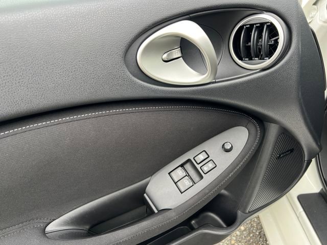 Used 2020 Nissan 370Z w/ Sport Package image 33