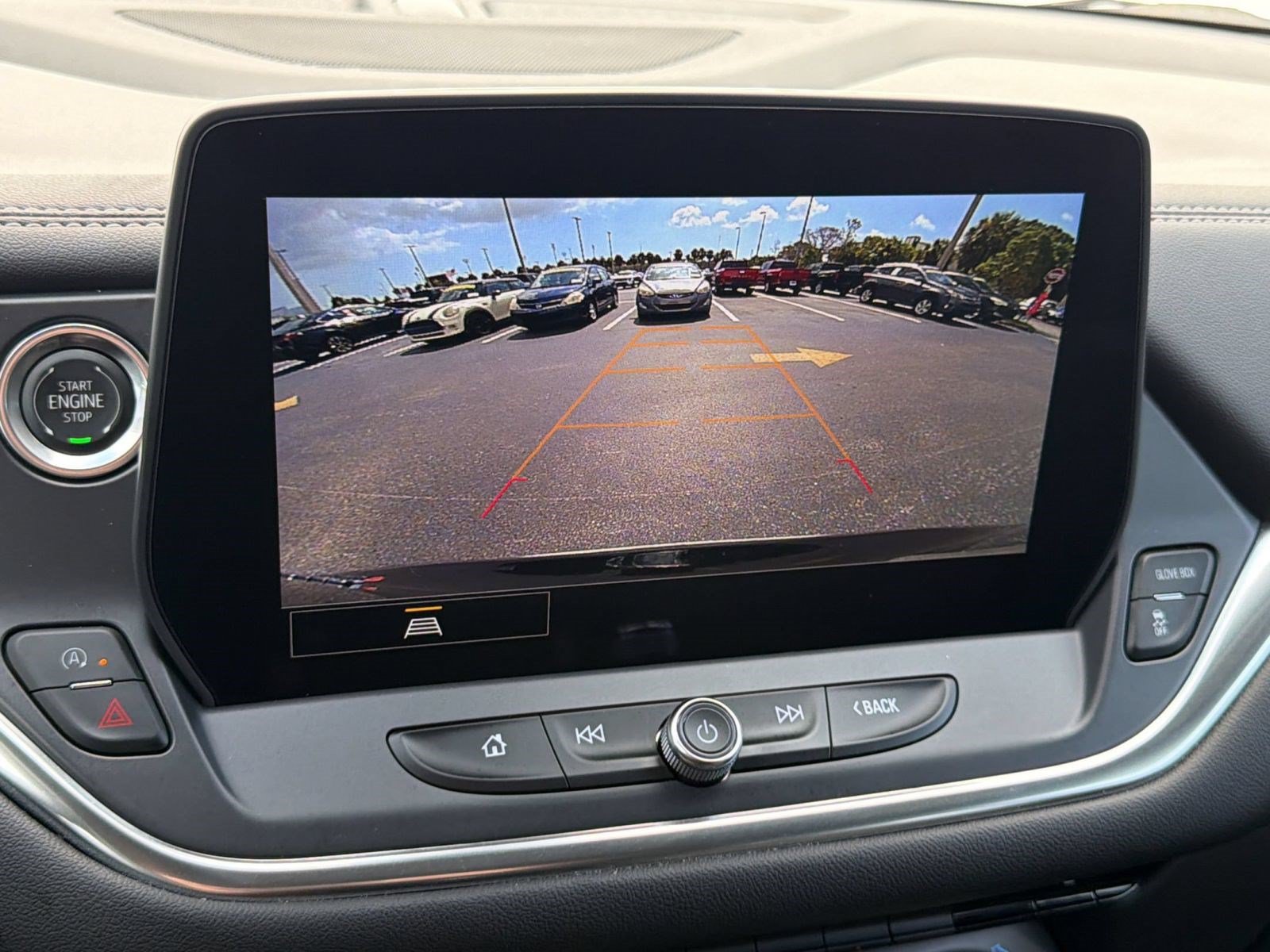 Used 2025 Chevrolet Blazer LT FWD image 21