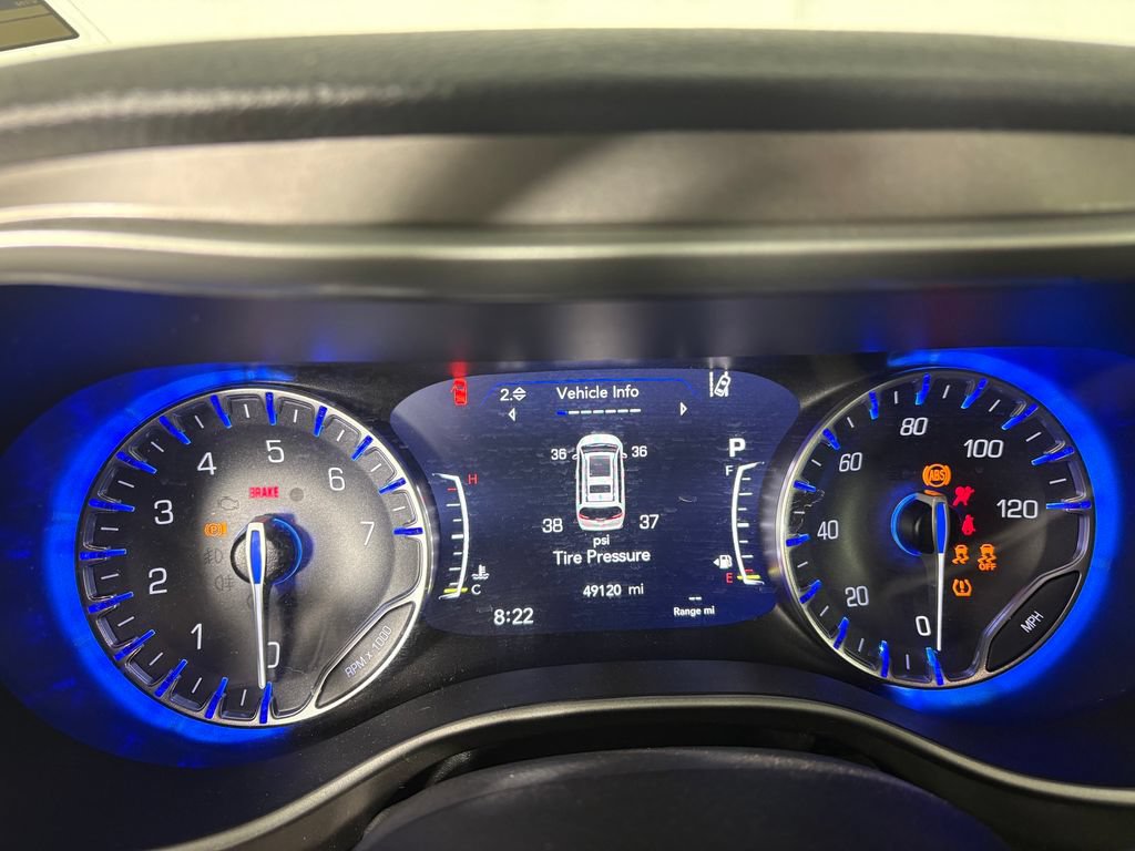 Used 2021 Chrysler Pacifica Touring-L AWD/4WD image 16
