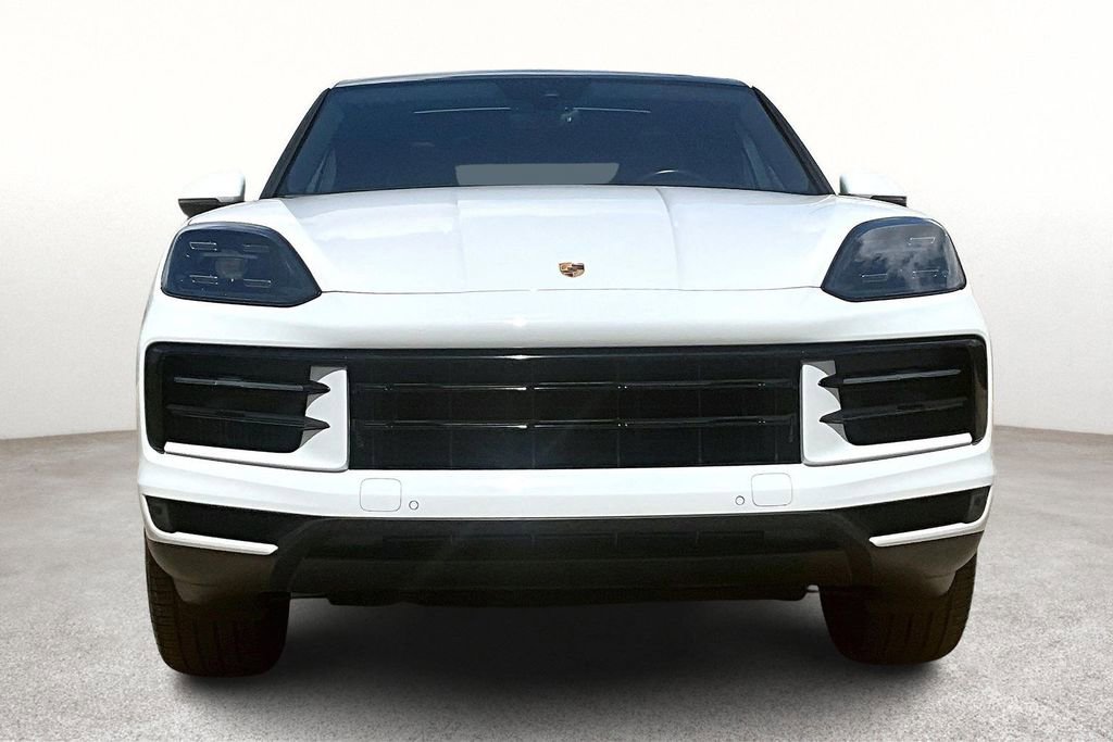 Used 2024 Porsche Cayenne S image 6