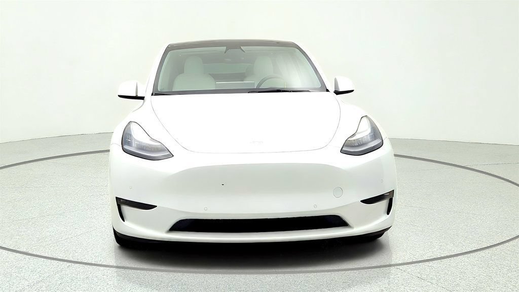 Used 2021 Tesla Model Y Long Range AWD/4WD image 2
