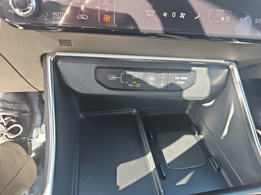 New 2026 Kia Carnival EX image 19