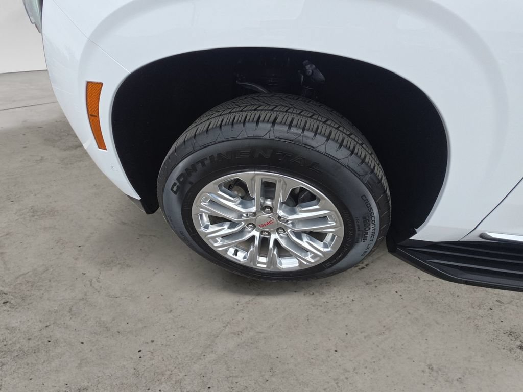 Certified 2026 GMC Yukon Elevation w/ LPO, Floor Liner Package AWD/4WD image 13