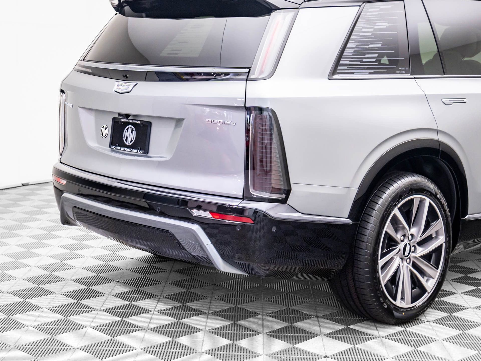 New 2026 Cadillac Vistiq Sport w/ LPO, Floor Liner Package image 35