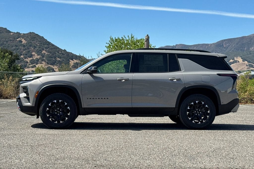 New 2027 Chevrolet Traverse Z71 w/ Enhanced Driving Package AWD/4WD image 7