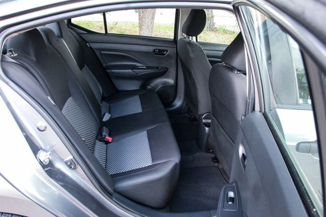 Used 2021 Nissan Versa S image 33