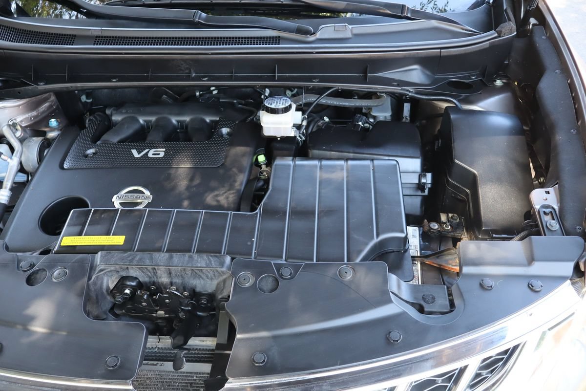 Used 2013 Nissan Murano SV AWD/4WD image 40