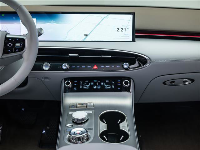 New 2026 Genesis GV70 2.5T Advanced image 32