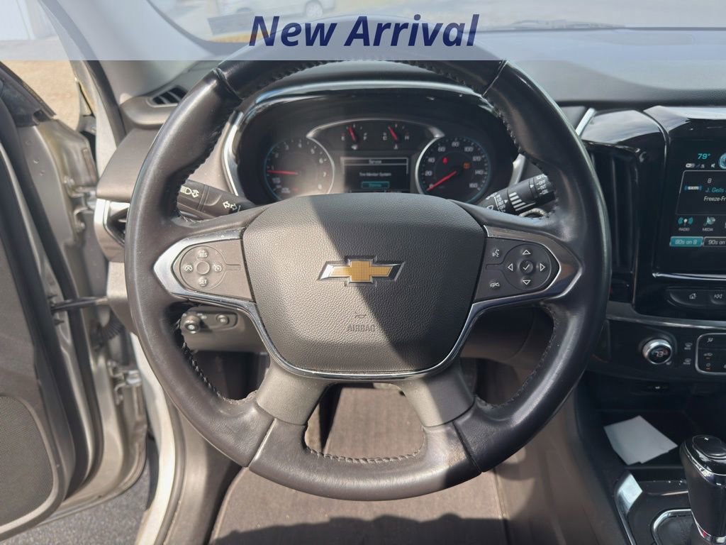 Used 2018 Chevrolet Traverse LT FWD image 9
