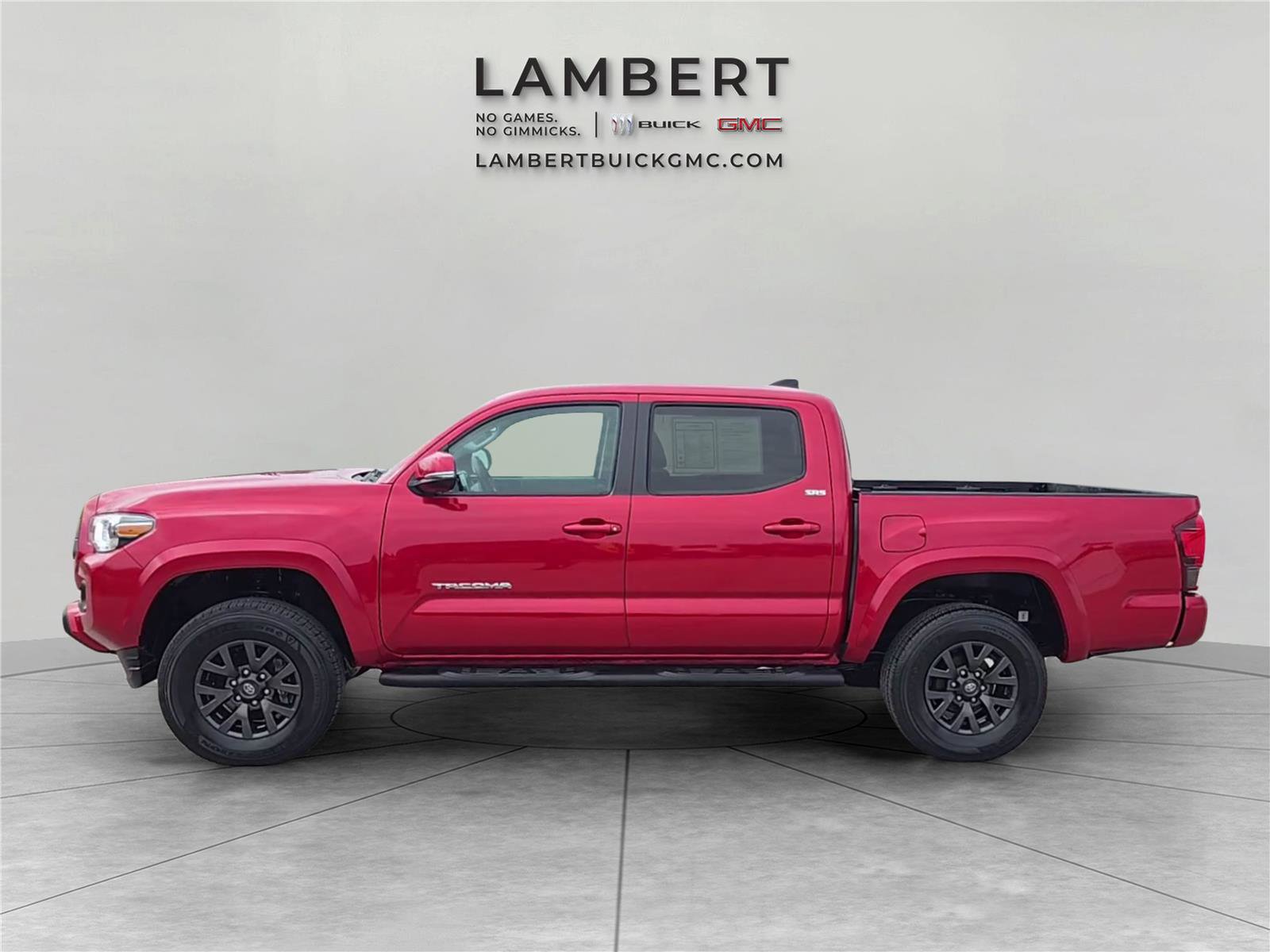 Used 2023 Toyota Tacoma SR5 w/ Technology Package AWD/4WD image 2