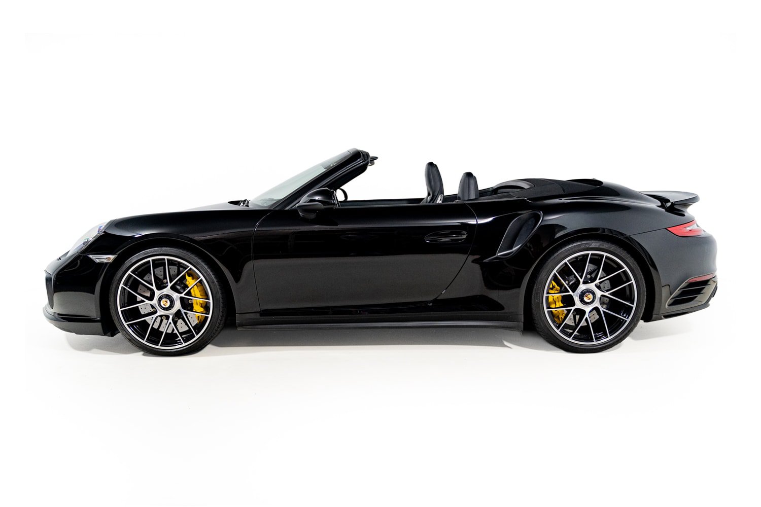 Used 2017 Porsche 911 Turbo S AWD/4WD image 15