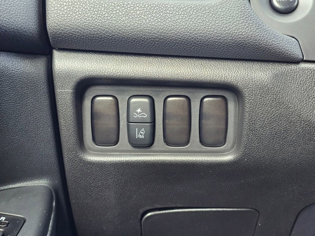 Used 2025 Mitsubishi Outlander Sport SE image 33