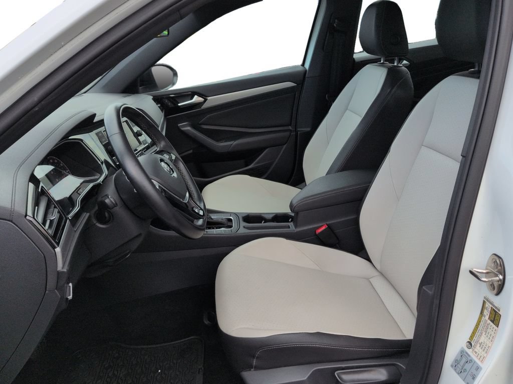 Used 2021 Volkswagen Jetta R-Line w/ R-Line Cold Weather Package FWD image 22