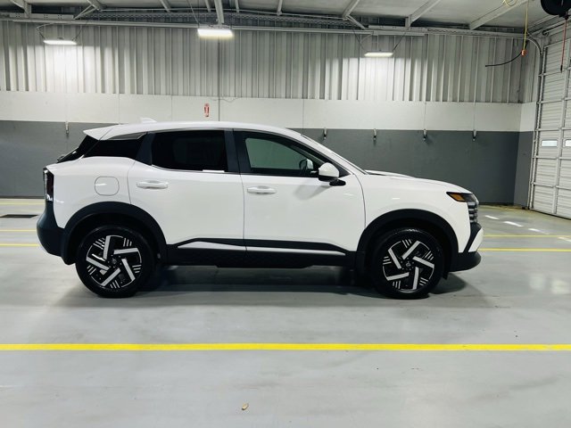 New 2025 Nissan Kicks SV image 16