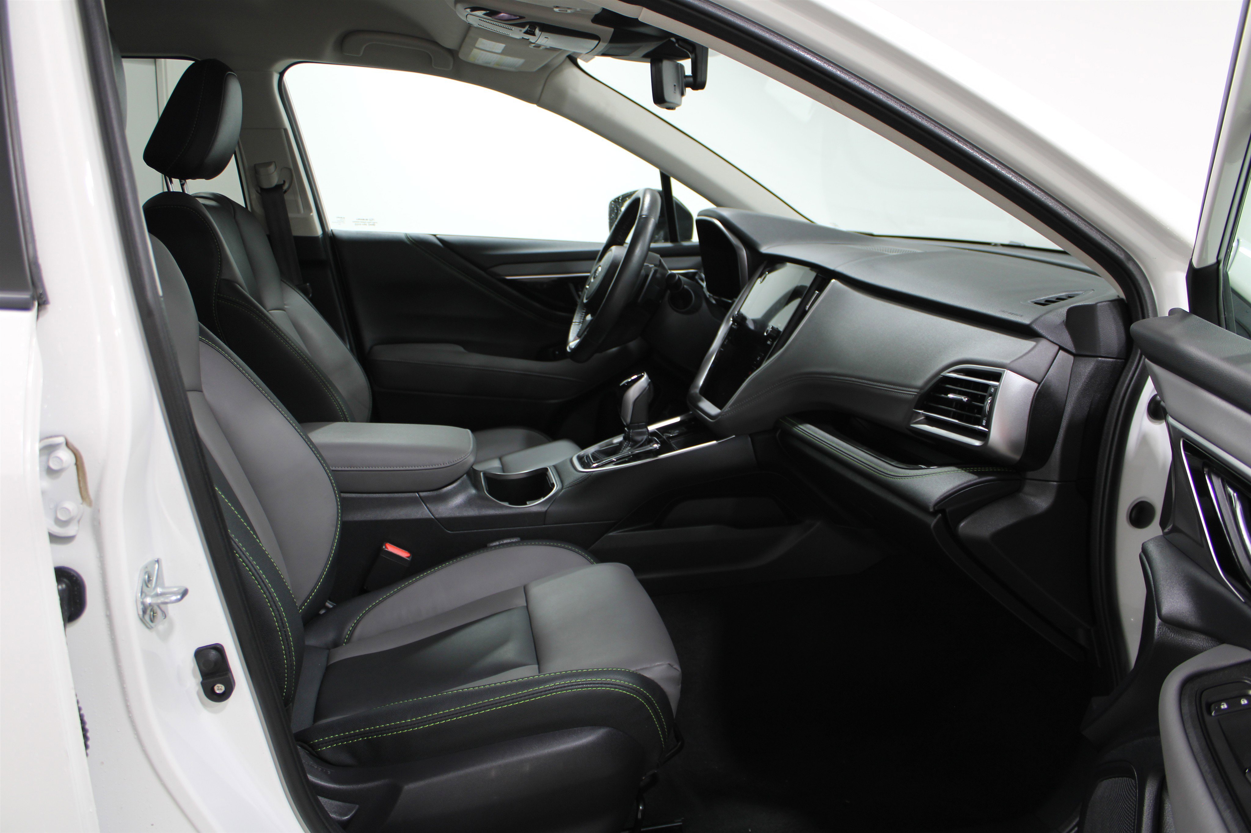 Used 2023 Subaru Outback Onyx Edition AWD/4WD image 21