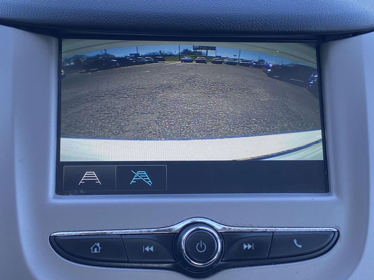 Used 2018 Chevrolet Cruze LS image 22