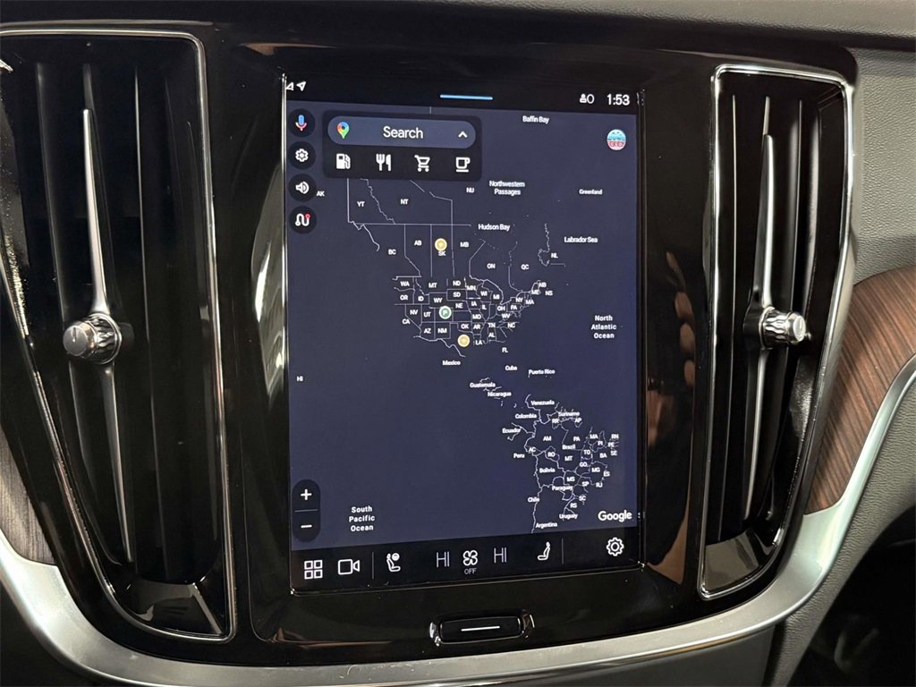 Used 2025 Volvo V60 B5 Cross Country Plus image 6