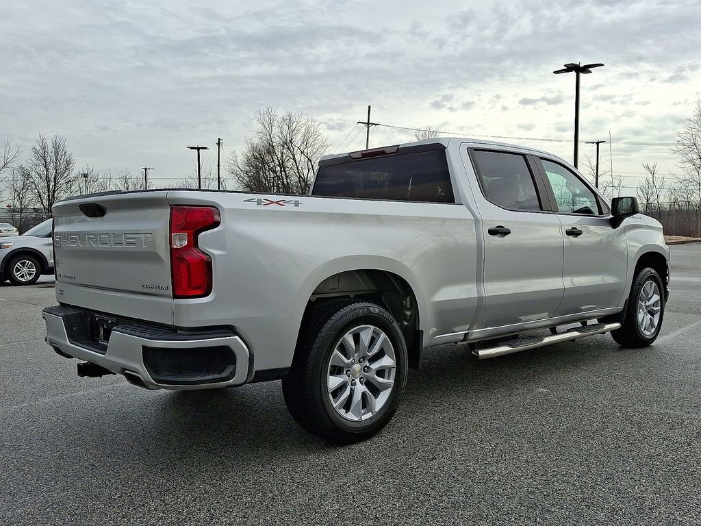 Used 2020 Chevrolet Silverado 1500 Custom w/ Custom Value Package image 9