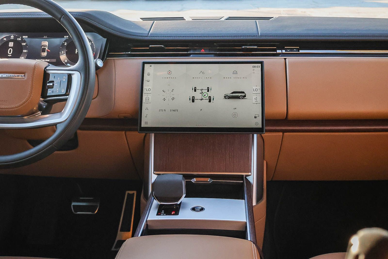 Certified 2025 Land Rover Range Rover SE image 23